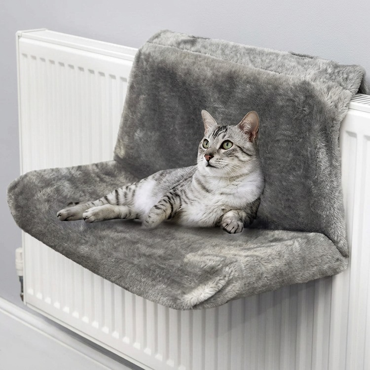 Radiator-Hanging Cat Hammock Bed